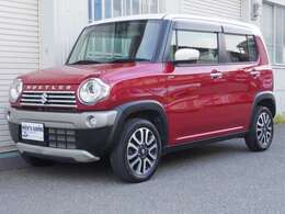 ワンズアームズのスタッフは国家資格整備士です。自社整備工場完備で、仕入れから販売、買取、修理、アフターフォローまで国家資格整備士が行い、良質安心な車両を安価にご提供出来るよう、日々、努力しております。