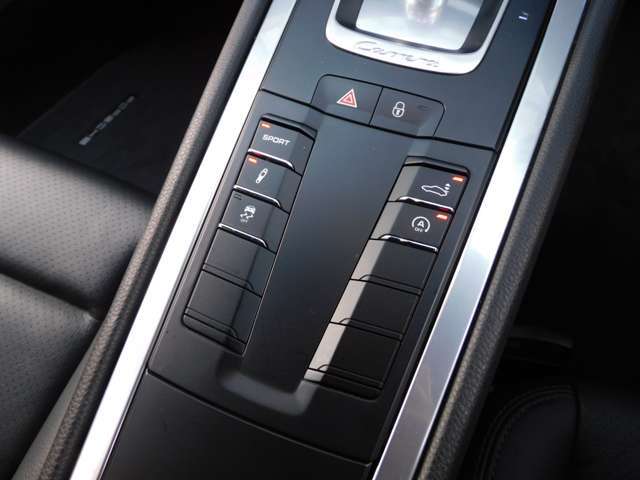 尚、バックオーダーsystemで、お客様のご希望されるお車をお探しできます