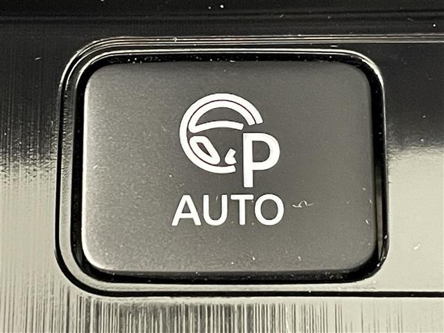 ◆【プロパイロットパーキング】スイッチ操作だけで、駐車時に必要なすべての操作を自動で制御する先進の自動駐車機能です。機能には限界があるためご注意ください。