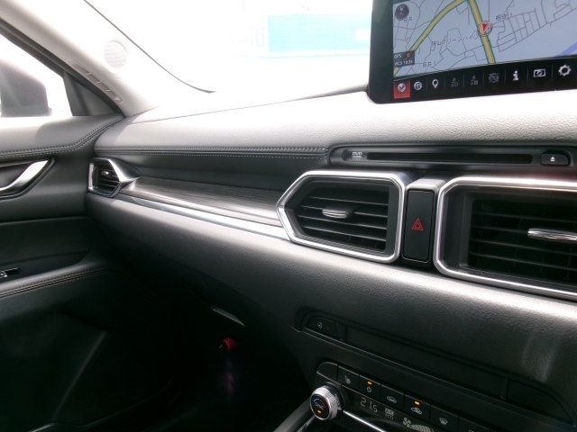 キレイな車内でドライブがより一層快適にお楽しみいただけると思います！