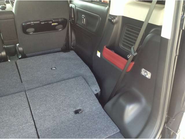 車内に広々とした空間が出きて、色々な使用状況にも対応します！