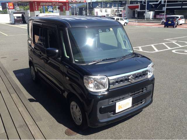 【届出済未使用車の得する価格】大量仕入れにより車両価格が割安な上重量税は払い込み済みで、登録月によっては取得税もかかりません。