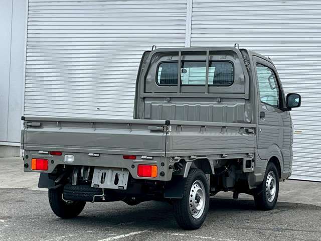 外装のキズやへこみ等の詳細はお問合せからでも承っておりますのでぜひどうぞ！！