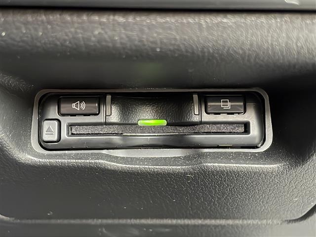 店頭在庫以外にも全国約4万台※の在庫から、ぴったりな1台をご提案します！※2023年10月現在の在庫台数です。売約済の可能性があります。