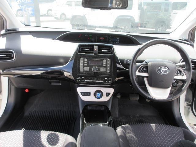 展示中の在庫車は全車内装・外装クリーニング施工済みですが、ご納車前に再度内外装のクリーニングを致します☆
