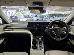 アイポイントが高く見晴らしの良い運転席です！