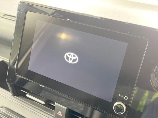 【8インチ　ディスプレイオーディオ】大画面のディスプレイはAppleCarPlayやAndroidAutoが利用可能。大きな画面でスマホナビアプリ等が利用いただけます♪