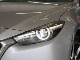 【LEDヘッドライト】省電力で長寿命の明るく運転しやすいLEDヘッドランプです。明るく照らすので暗い夜道からお客様を守ってくれます。お近くの広島マツダまでお越しください。