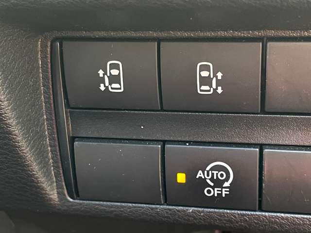 両側オートスライドドア装備！運転席のスイッチやリモンキーでも開閉操作が出来るので便利ですよ！