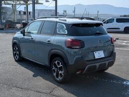 【新車保証継承】初度登録日から3年間（走行距離無制限）のメーカー新車保証を継承してご納車いたします。ご納車後、保証期間内は全国の正規ディーラーで保証整備をお受けいただけます。