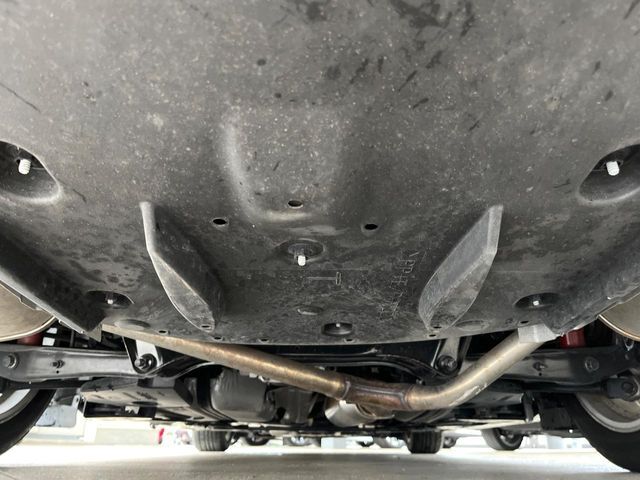 下回りがきれいなうちに、防錆加工の施工がオススメ。降雪地域はもちろん、沿岸部にお住いの方や、趣味でマリン・ウィンタースポーツをされる方にご好評いただいております。