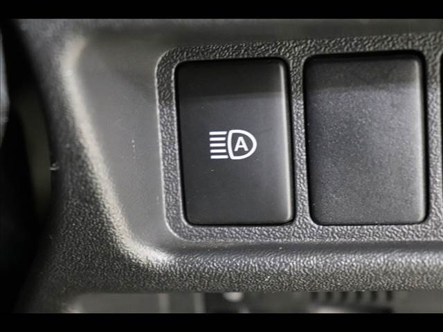 ◆［不安なジコ車（修復歴のある車）は売りません］城東店の商品車は全て修復歴無しです。安心しておクルマを選んでいただけます！