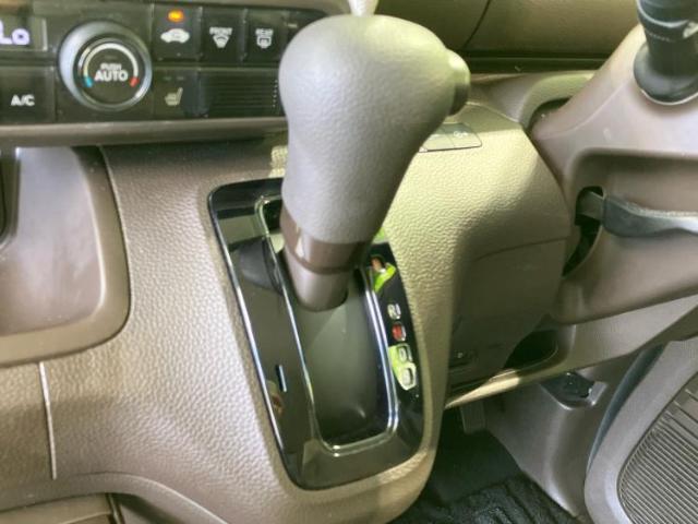 お車に合わせて無料保証以外にも、保証範囲、期間、距離を拡充させた有料保証もご用意しております！中古車の購入が初めてで不安・・・というお客様もご安心ください！