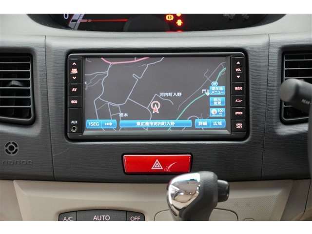 純正ナビ装着しています。