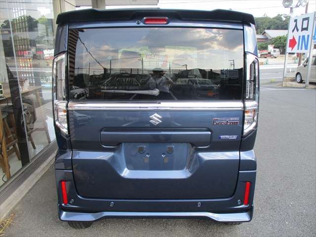 【全車メーカー保証付販売】最長5年もしくは10万キロのメーカー保証付での販売です！乗り出し後は当店にてアフター保証対応OK！遠方の方は、最寄りのディーラー店で対応可！当店は全車「安心ロング保証付」販売です