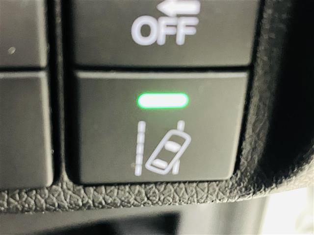 【運転席操作部】快適なドライブを楽しむための機能が装備されています！運転席から触れるので、使いやすいです！除菌プランいれていただくと、さらに清潔で安心していただけます！