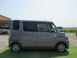 店頭販売もしております。在庫が無くなってしまうこともございますので気になる車はお早めに問い合わせください。