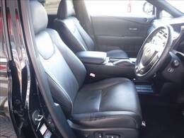 4WD☆メーカーナビフルセグTV☆Bカメラ☆ビルトインETC☆前後ドラレコ☆サンルーフ☆黒本革シート☆前席シートヒーター☆パワーバックドア☆クルコン☆三眼LEDヘッドライト☆クリアランスソナー☆禁煙車