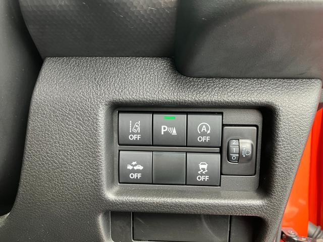 軽とは思えないほどの豊富な装備も魅力的！各機能の切り替えボタンは運転席から操作ラクラク。