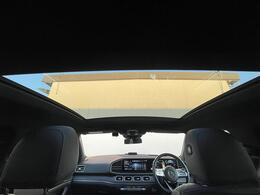 LIBERALAは輸入車選びのすべてを見つめ直し新たなスタイルを提案するインポートセレクトブランドです。
