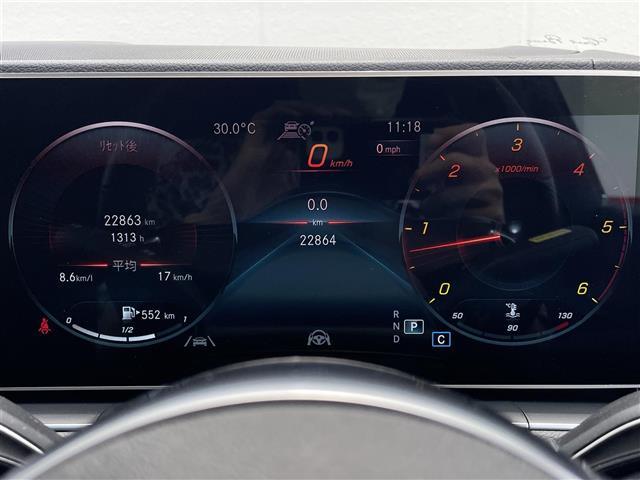 LIBERALAは、輸入車選びの新たなスタイルを提案するインポート・セレクト・ブランドです。オーナー様となる方がクルマから直接感じる感性を第一にした、最良の一台との出会いをコーディネートいたします。