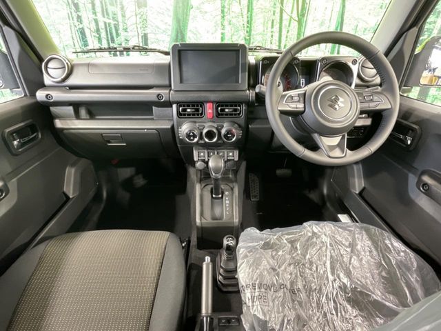 グループ総在庫数約30，000台！！全国の系列店からメーカー・車種問わずご紹介出来るので、あなたにピッタリのお車が見つかるはずです♪まずはお問い合わせ下さい☆