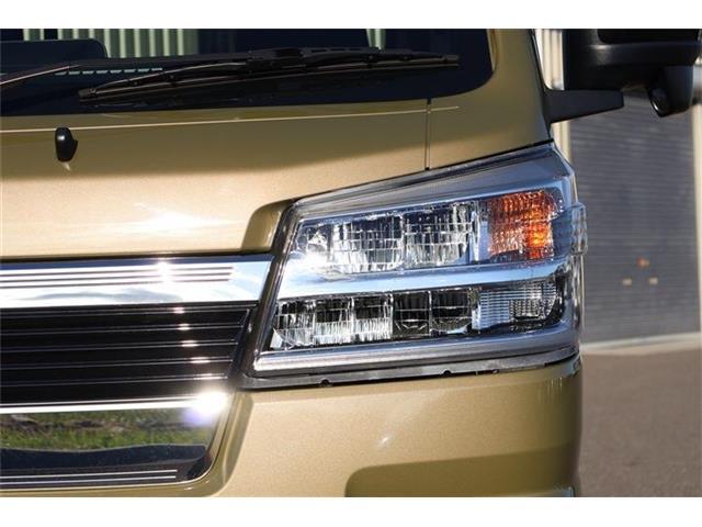 LEDヘッドライトで暗い夜道も明るく照らしてくれます！