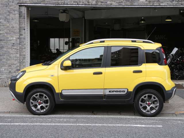 全長×全幅×全高　3,705×1,665×1,630mm。車両重量1,150kg