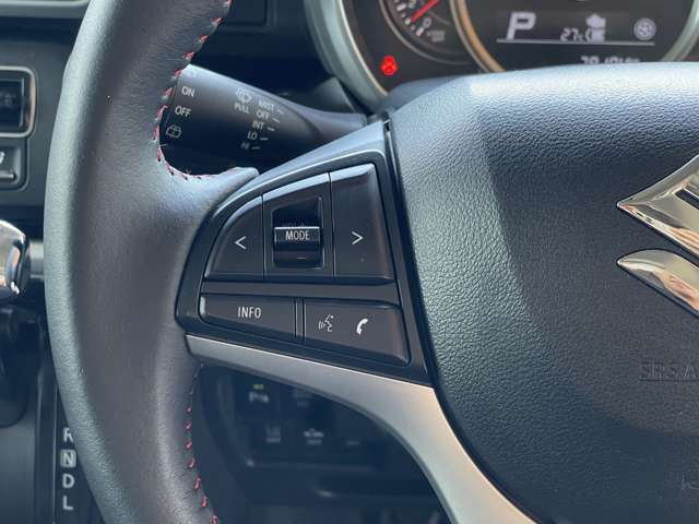 当社は中部運輸局指定工場も完備しておりますので、ご納車前にはベテランの整備士がしっかりと細部まで点検・整備を実施します！ご納車後のアフターサービスも全国チェーンの『ホリデー車検』など充実の設備で安心