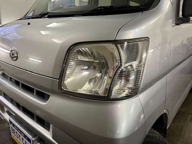 全国納車OKッ！陸送費用の見積もりは気軽にご連絡頂ければと思いますッ！（＾＿＾）当社提携ローンは最長120回払い、ローン金利は3.5％とお安くなっておりますので是非ご利用下さいッ！
