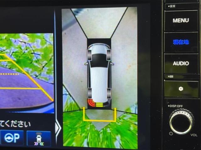 WECARSの展示場では実際に見て、触ってお車をお選びいただけます！知識の豊富な営業スタッフが様々なカーライフをご提案いたします！