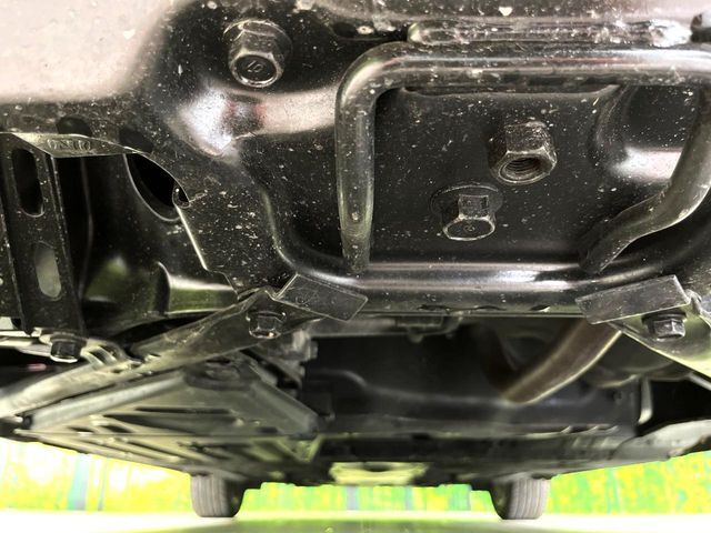 下回りがきれいなうちに、防錆加工の施工がオススメ。降雪地域はもちろん、沿岸部にお住いの方や、趣味でマリン・ウィンタースポーツをされる方にご好評いただいております。