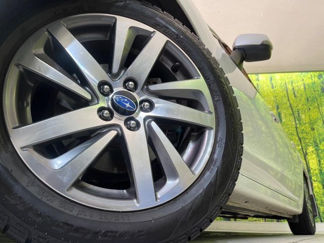 【純正16インチアルミホイール】外観にマッチした純正アルミホイールを装着しております。各種社外アルミホイールや、スタッドレスタイヤも取扱いしております。是非ご相談ください♪