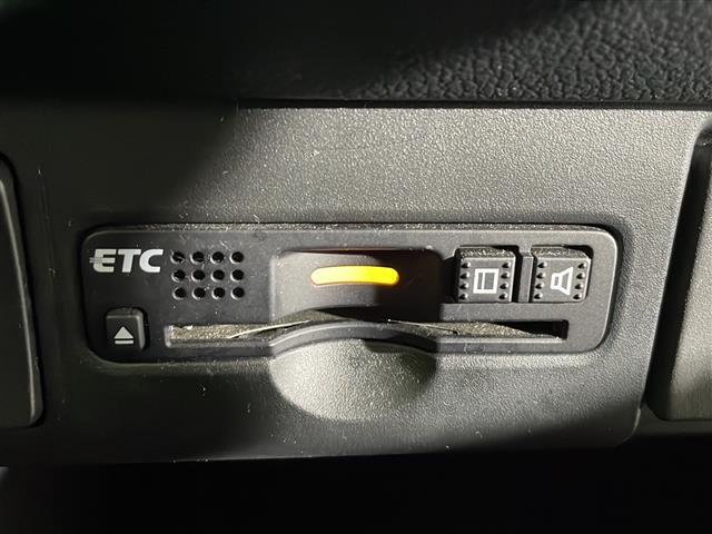 【　ETC　】今やカーライフにおける重要性はナビにも匹敵するのではないでしょうか？セットアップを行うことで利用可能になります！