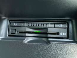 必須アイテム【ETC】ももちろん装備済！最近はETC専用のスマートインターもあるぐらいETCが主流になってきて必須アイテムの1つです◎