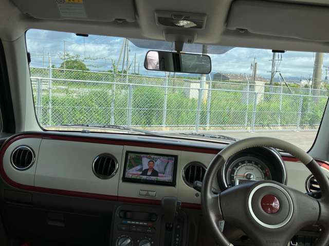 とても明るい車内で視界も良好です！