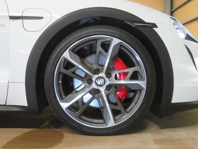 21インチ Cross Turismo Design ホイール