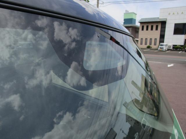 デュアルセンサーブレーキサポートII装備、安全運転をサポートします。