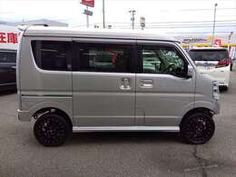 ナビ　TV　Bluetooth　バックカメラ　両側パワースライドドア　オートステップ　リフトUP　ショートバンパー　オープンカントリータイヤ15AW　革調シートカバー　デジタルインナーミラー　試乗OK