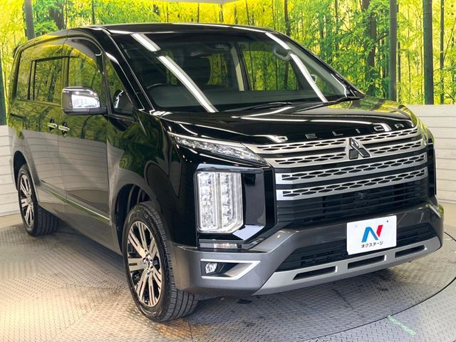 大好評のボディコーティング「弾スプラッシュコート」もご納車までに施工可能。通常のガラスコートと異なる、耐久年数6年の無機質ガラスコーティングが、ボディをキレイな状態に保ってくれます。