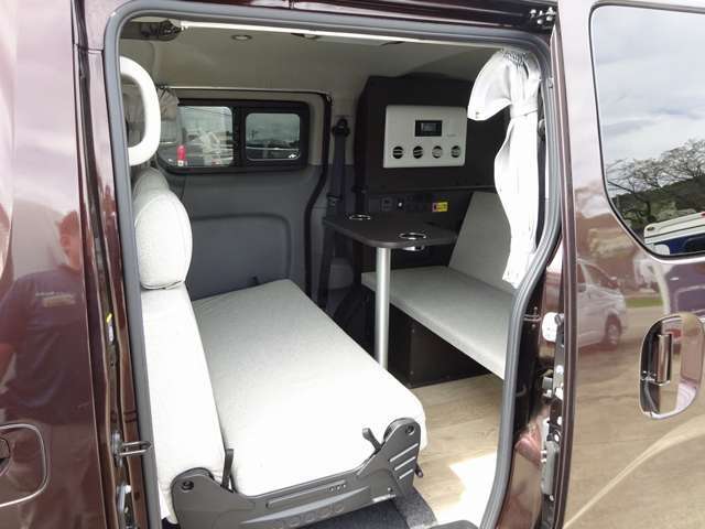 北海道から沖縄、離島までも「全国販売・納車可能」です！　もちろん実績も多数ございます☆　陸送・フェリーもOK♪　当社「直営店」納車・アフターもOK！