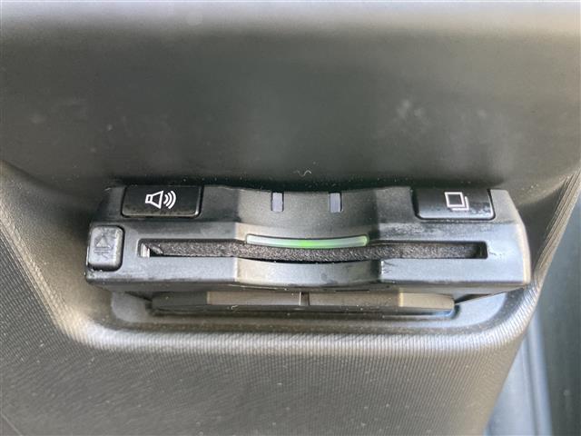 【　ETC　】今やカーライフにおける重要性はナビにも匹敵するのではないでしょうか？セットアップを行うことで利用可能になります！