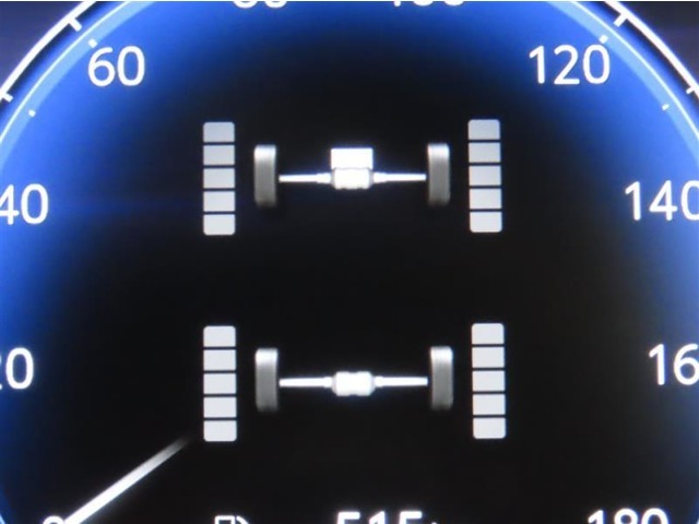 悪天候に強い四輪駆動車です。