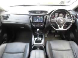 ご納車後も安心なプレミアム保証をご提案いたします。ナビや電装品、エアコンなども含めた600項目の充実した保証内容と安心のロードサービス付帯でサポートいたします。詳細はお尋ねください。