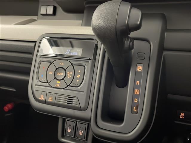 気になる車はお電話やメールで当店にお問い合わせください。なお、お電話での在庫の取り置きはできません。ご来場の際は、商談が重なる事が増えていますので事前に在庫有無をご確認くださいませ。