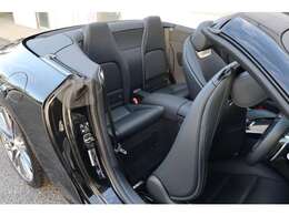 シュテルン近鉄グループは箕面と奈良学園前に店舗を構えております。系列店舗に気になるお車がある場合はお問い合わせくださいませ。