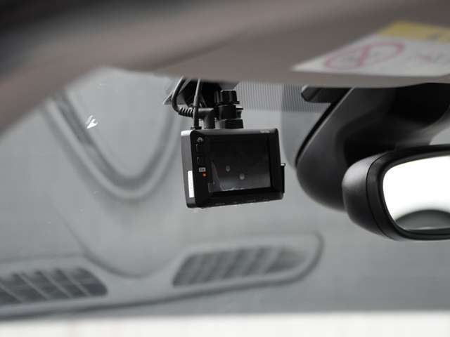 LIBERALAでは安心してお乗りいただける輸入車を全国のお客様にご提案、ご提供してまいります。