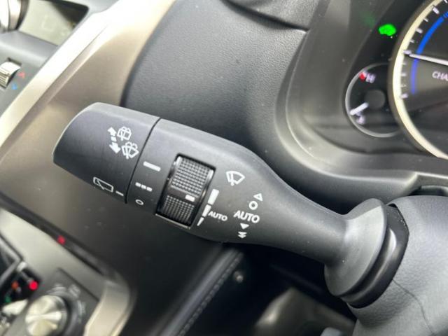 国産車から輸入車まで多様なお客様のニーズのお応えできるように、全国規模で豊富な在庫展開！車のことならWECARSへ！