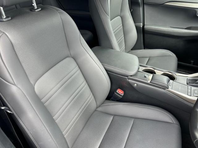 「この車の写真をもっと見たい」「状態が気になる」「この装備はついている？」どんな小さな疑問でもお気軽にお問い合わせください！