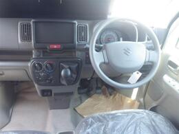 ヒーターミラーなど充実装備多数！4WDもボタン一つで切替可能！